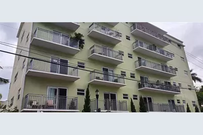 363 Washington Ave #31, Miami Beach, FL 33139 - Photo 1