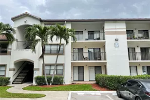 530 S Park Rd, Hollywood, FL 33021 - Photo 1