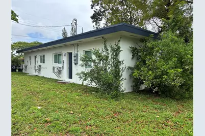 2071 NE 169th St, North Miami Beach, FL 33162 - Photo 1