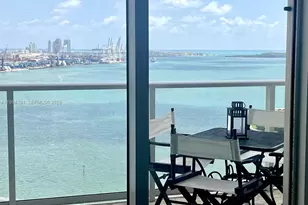 300 S Biscayne Blvd, Miami, FL 33131 - Photo 1