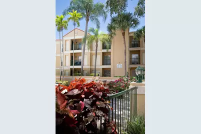 875 Riverside Dr #715, Coral Springs, FL 33071 - Photo 1