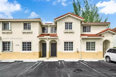21209 NW 14th Pl #7-20, Miami Gardens, FL 33169 - Photo 1