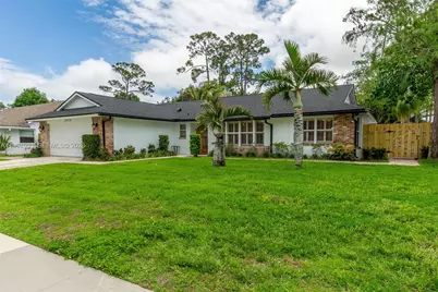 13976 Aster Ave, Wellington, FL 33414 - Photo 1