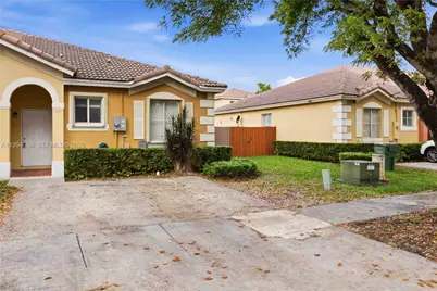 64 SW 15th Ter, Homestead, FL 33030 - Photo 1