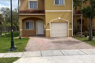 319 SE 20th Terrace, Homestead, FL 33033 - Photo 1