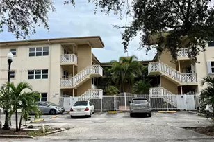 1958 Monroe St, Hollywood, FL 33020 - Photo 1