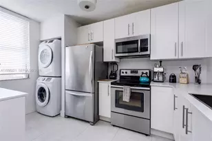 1651 NE 115th St, Miami, FL 33181 - Photo 1