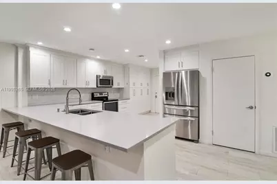 307 Bonnie Brae Way #26, Hollywood, FL 33021 - Photo 1