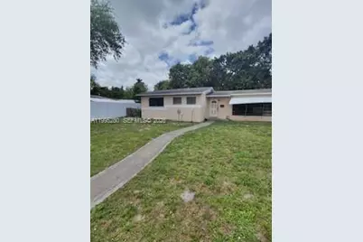 18640 NW 11th Rd, Miami Gardens, FL 33169 - Photo 1