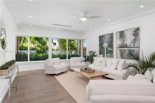 2575 Pine Tree Dr, Miami Beach, FL 33140 - Photo 1