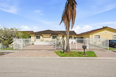 1271 SW 138th Ct, Miami, FL 33184 - Photo 1