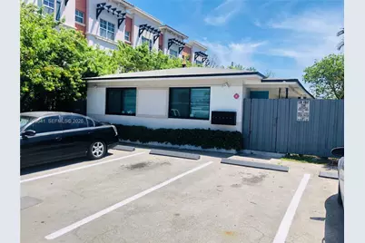 1016 NE 17th Ave #2, Fort Lauderdale, FL 33304 - Photo 1