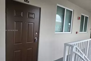 2903 SE 17th Ave, Homestead, FL 33035 - Photo 1