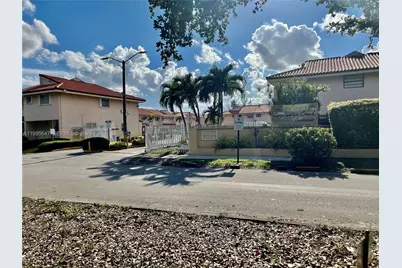 550 SW 115th Ave #405H, Sweetwater, FL 33174 - Photo 1