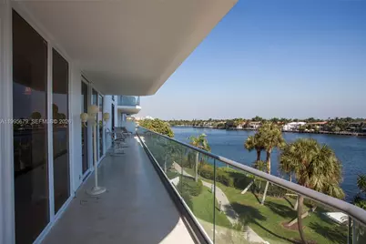 19707 Turnberry Way #4H, Aventura, FL 33180 - Photo 1
