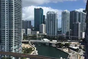 185 SW 7th St, Miami, FL 33130 - Photo 1
