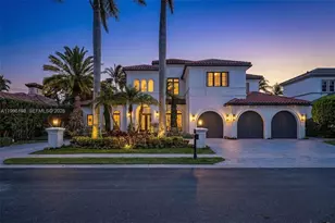 678 Hermitage Cir, Palm Beach Gardens, FL 33410 - Photo 1