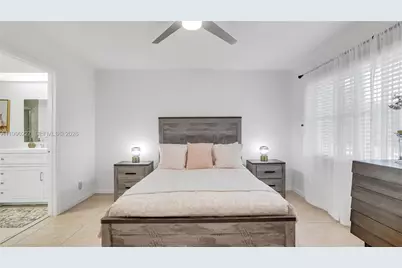 100 SW 130th Ter #204C, Pembroke Pines, FL 33027 - Photo 1