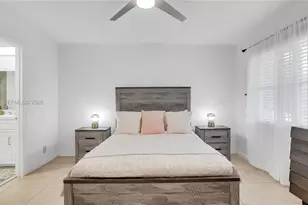 100 SW 130th Terrace, Pembroke Pines, FL 33027 - Photo 1
