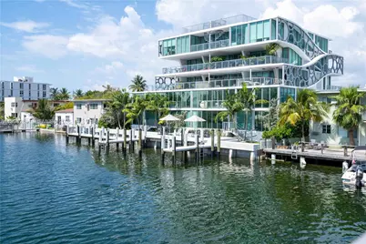 8425 Crespi Blvd #302, Miami Beach, FL 33141 - Photo 1