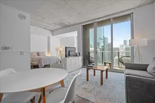 151 SE 1st St, Miami, FL 33131 - Photo 1