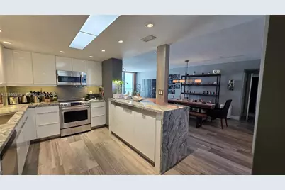 5825 Collins Ave #8J, Miami Beach, FL 33140 - Photo 1