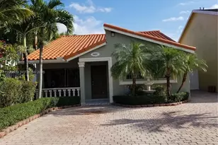 9922 SW 2nd St, Miami, FL 33174 - Photo 1