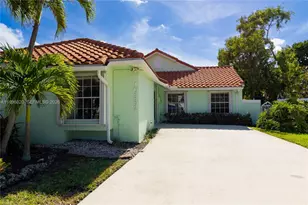 10352 NW 46th St, Doral, FL 33178 - Photo 1