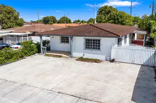 361 E 39th St, Hialeah, FL 33013 - Photo 1