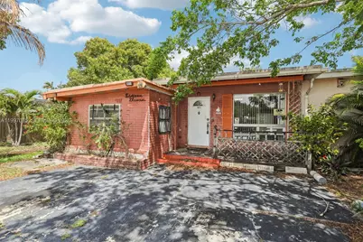 1611 NE 42nd Ct, Pompano Beach, FL 33064 - Photo 1