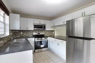 7510 SW 152nd Ave, Miami, FL 33193 - Photo 1