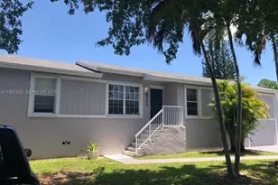 9771 SW 211th St, Cutler Bay, FL 33189 - Photo 1