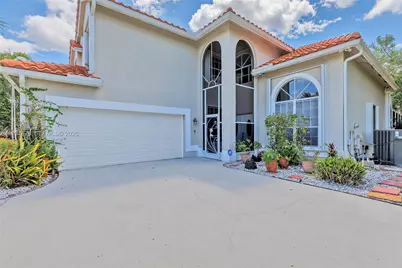 10974 N Danbury Way, Boca Raton, FL 33498 - Photo 1