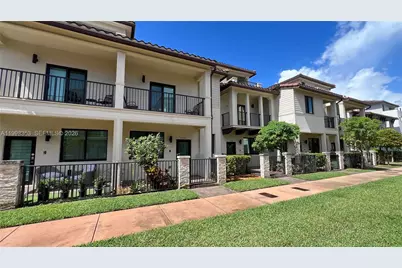 4738 NW 83rd Path, Doral, FL 33166 - Photo 1