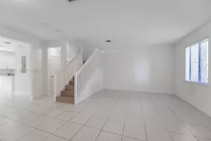 640 NE 207th St, Miami, FL 33179 - Photo 1