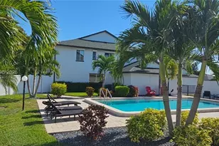 1519 W Cape Coral Parkway, Cape Coral, FL 33914 - Photo 1