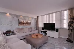 18041 Biscayne Blvd, Aventura, FL 33160 - Photo 1