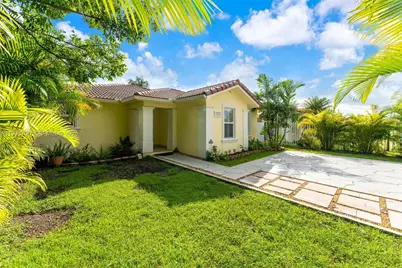 13471 SW 278th Ter, Homestead, FL 33032 - Photo 1
