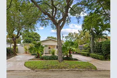6665 NW 39th St, Virginia Gardens, FL 33166 - Photo 1
