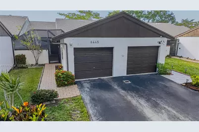 6445 W Pinehurst Cir W #D25, Tamarac, FL 33321 - Photo 1