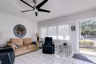 1012 SW 11th St, Hallandale Beach, FL 33009 - Photo 1