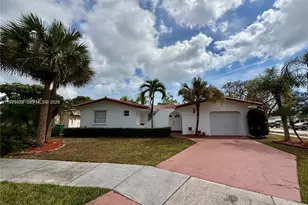 16665 SW 93rd Ct, Palmetto Bay, FL 33157 - Photo 1