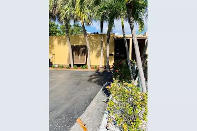 16119 Kingsmoor Way #16119, Miami Lakes, FL 33014 - Photo 1
