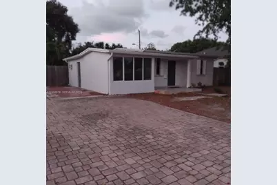 1565 NE 48th St, Pompano Beach, FL 33064 - Photo 1