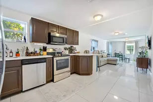 827 NW 114th St, Miami, FL 33168 - Photo 1