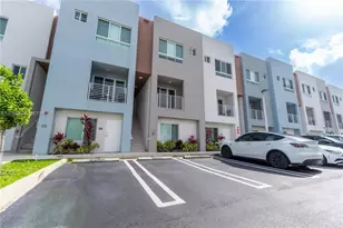 2505 NE 193rd St, Miami, FL 33180 - Photo 1