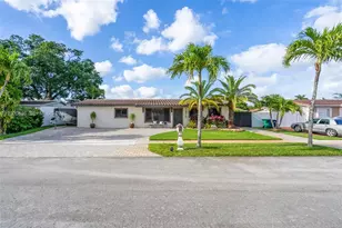 7875 NW 174th Terrace, Hialeah, FL 33015 - Photo 1
