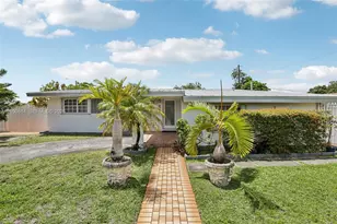 1900 SW 87th Ct, Miami, FL 33165 - Photo 1