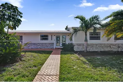 17501 NW 85th Ave, Hialeah, FL 33015 - Photo 1