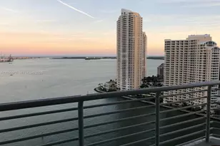 325 Biscayne Blvd, Miami, FL 33131 - Photo 1